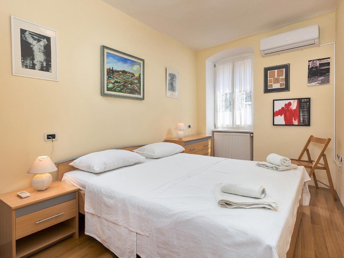 Ferri Fi 2Bdr Apartment By Irundo Rovinj Eksteriør billede
